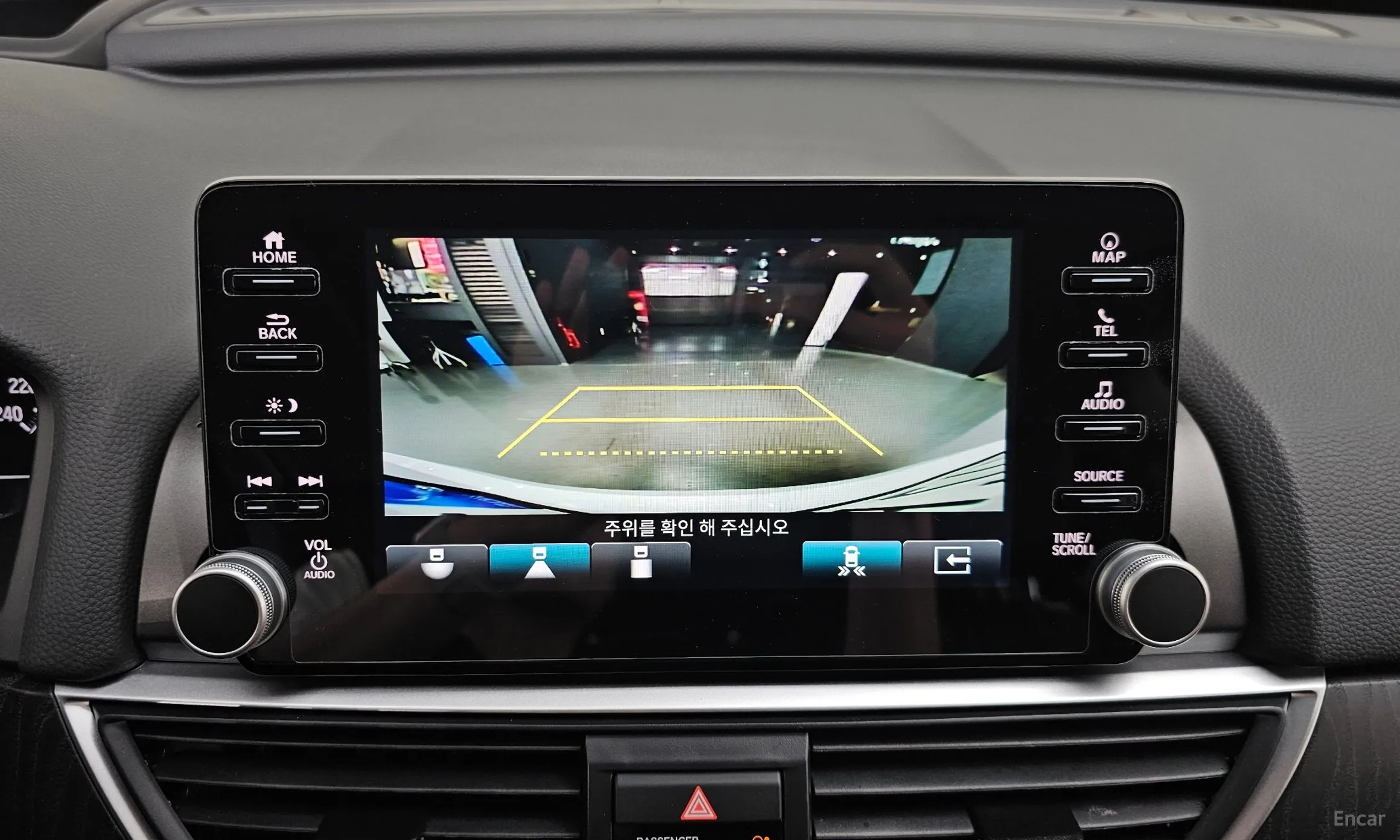 Honda Accord 10th Generation превью 15