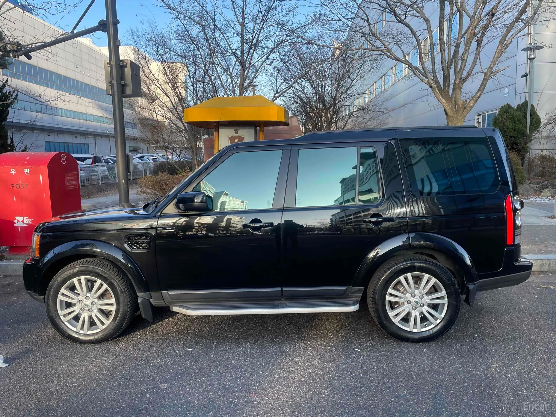 Land Rover Discovery 4