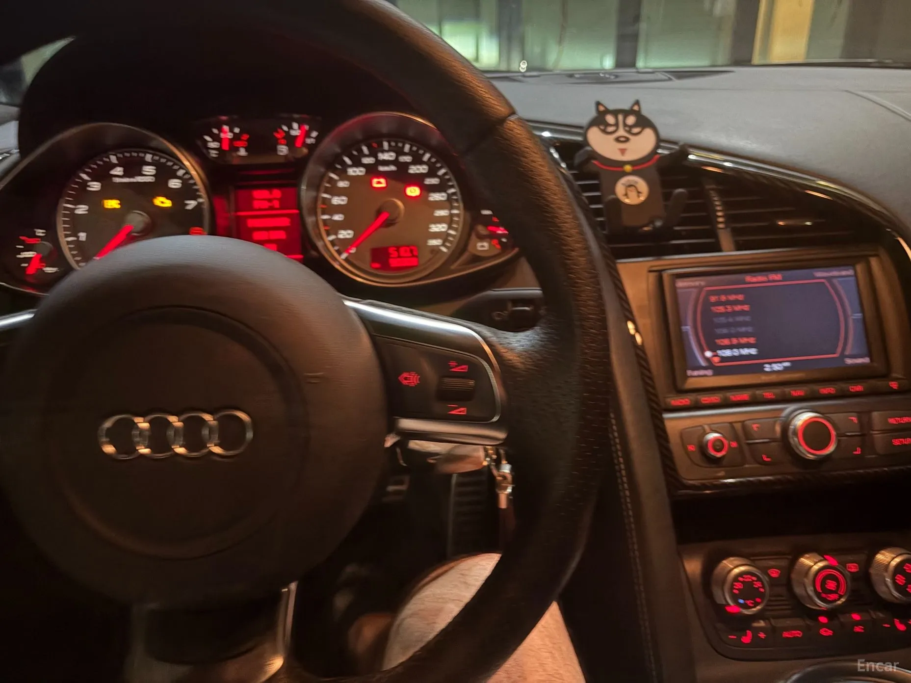 Audi R8 превью 15