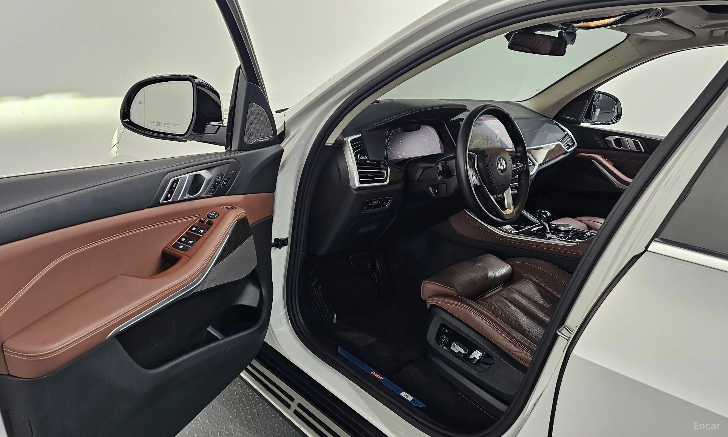 BMW X5 (G05) превью 10