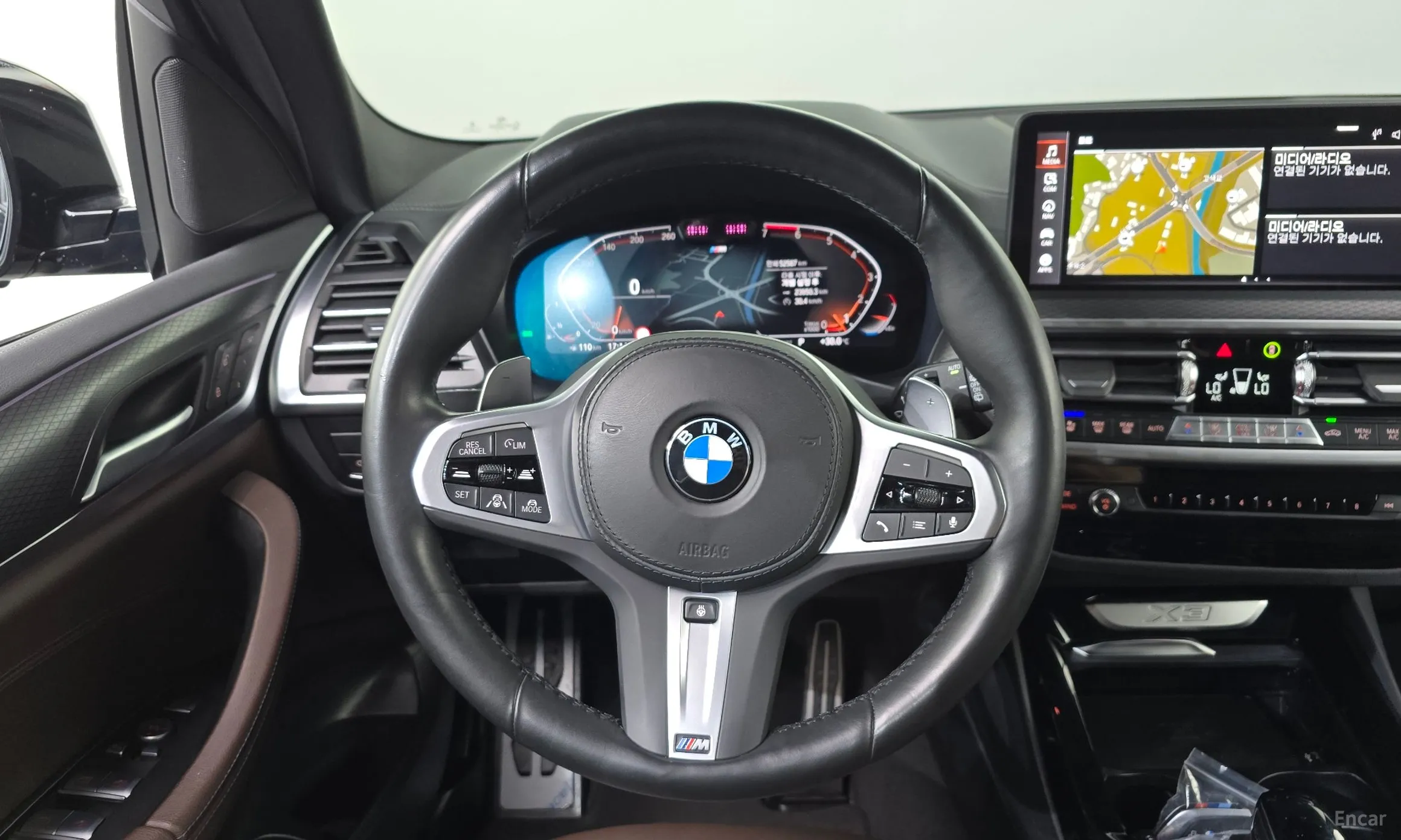 BMW X3 (G01) превью 13
