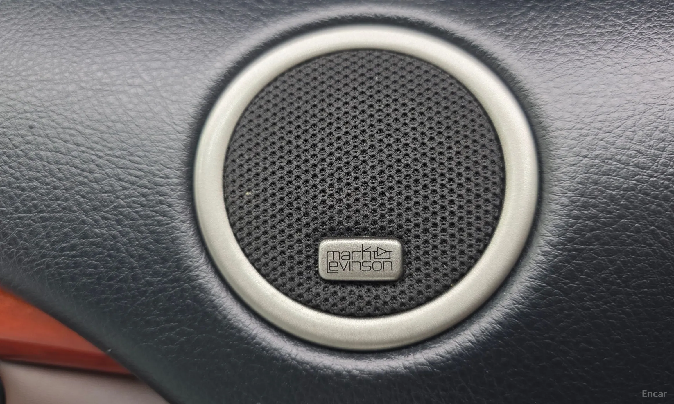 Lexus SC430 превью 12