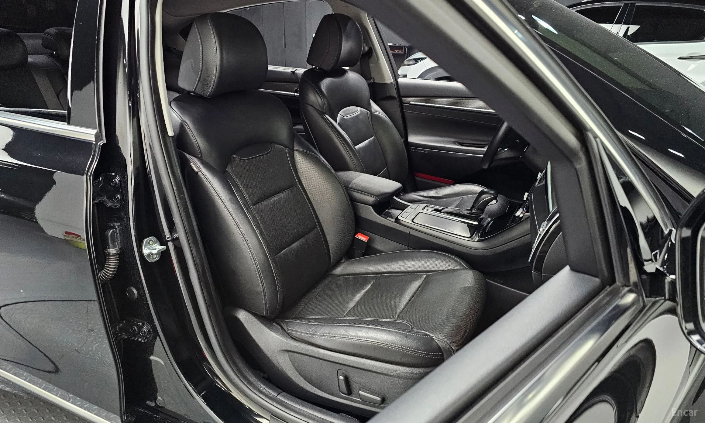 Hyundai Grandeur IG превью 10