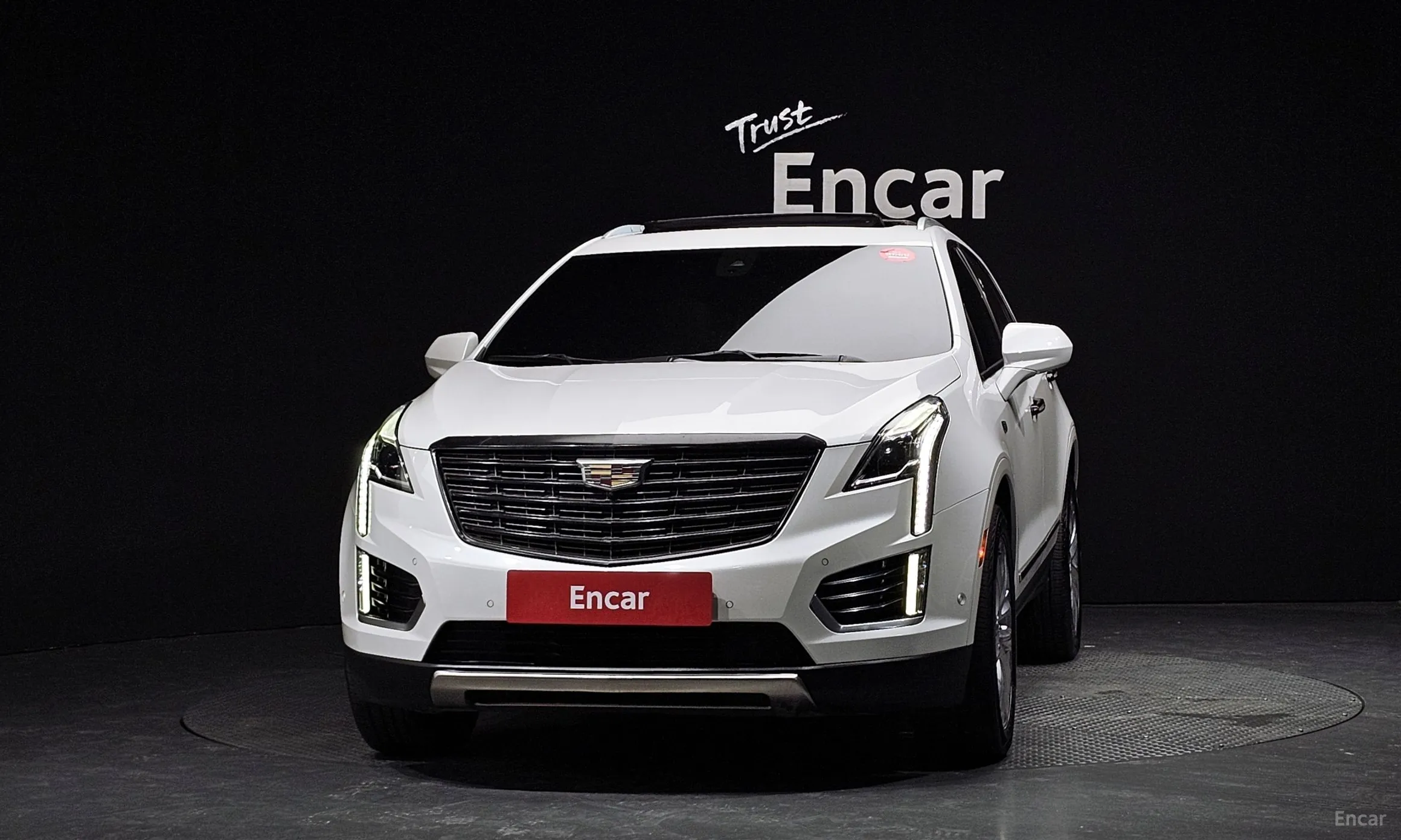 Cadillac XT5 превью 3