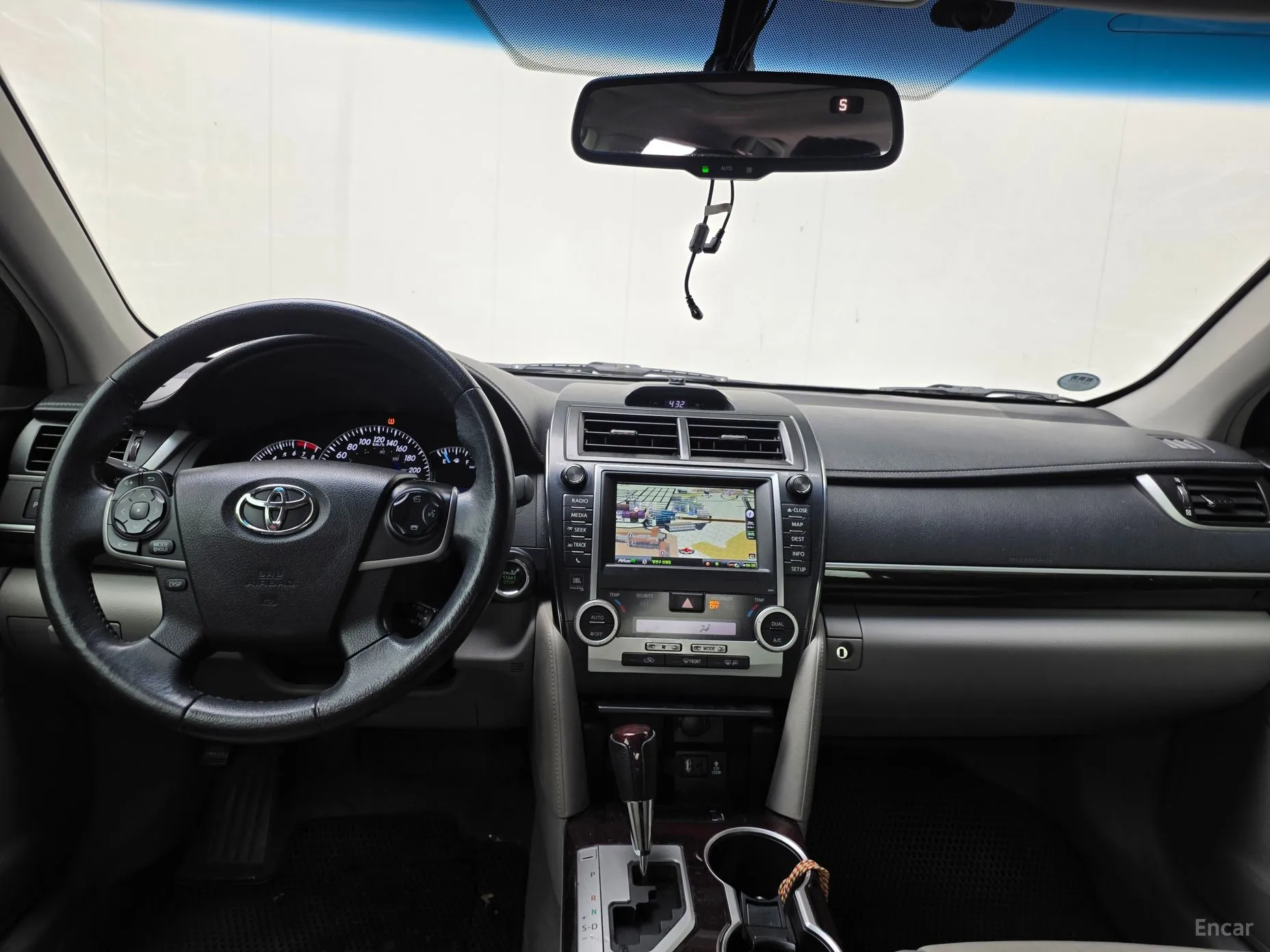 Toyota New Camry превью 7