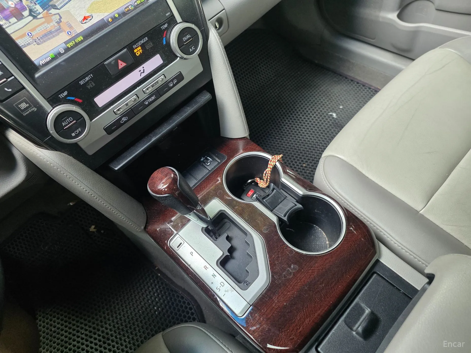 Toyota New Camry превью 9