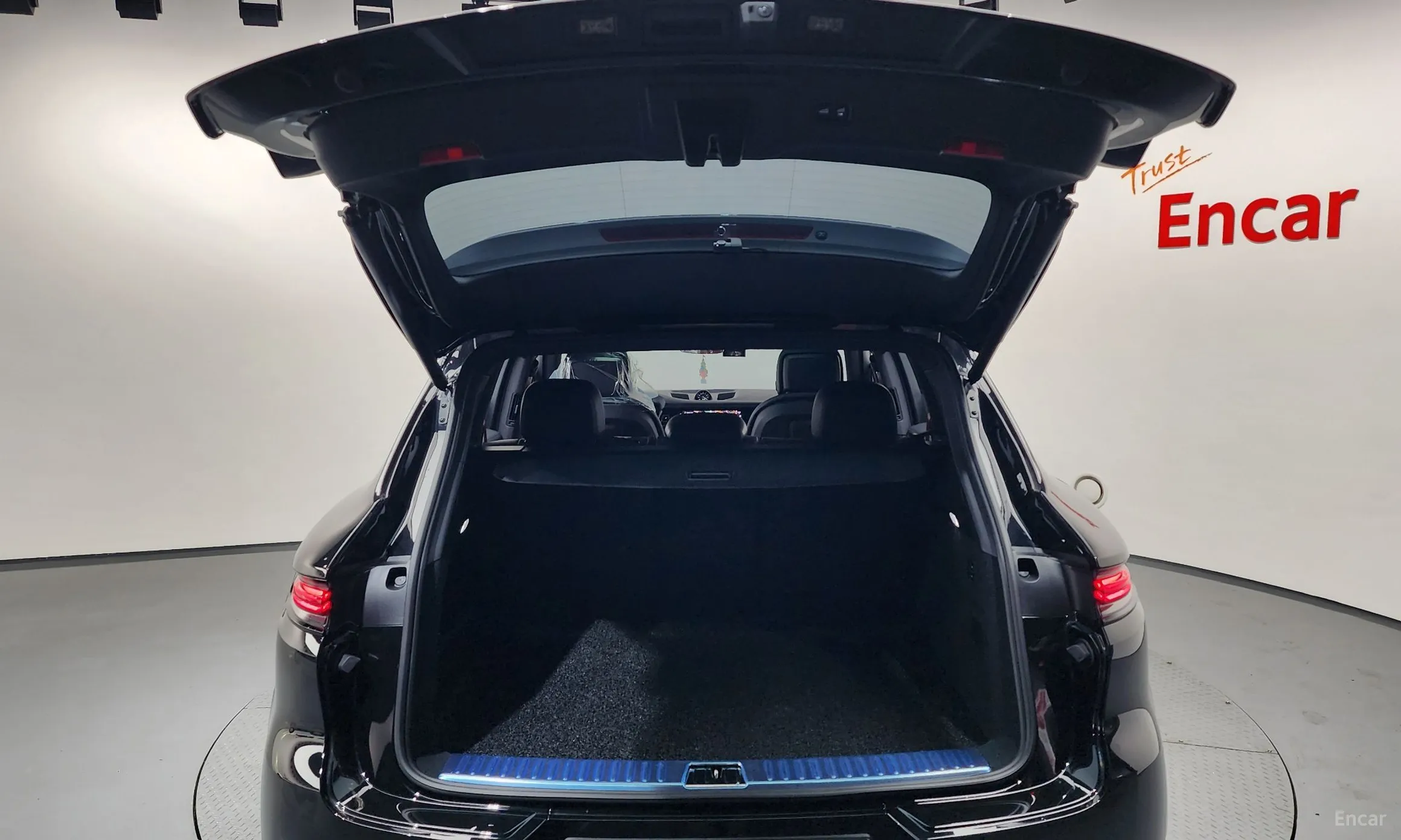 Porsche Cayenne (PO536) превью 20