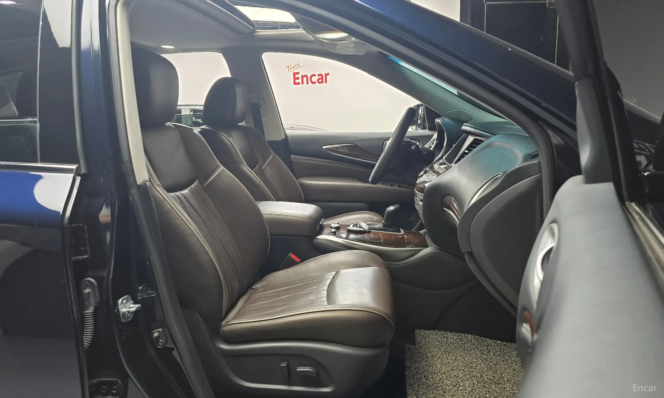 Infiniti QX60 превью 11