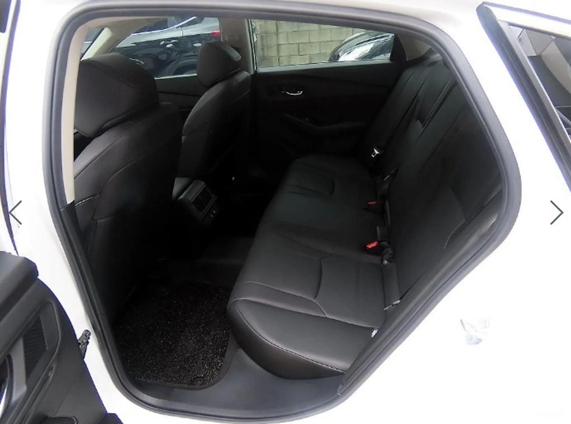 Honda Accord 11th Generation превью 6