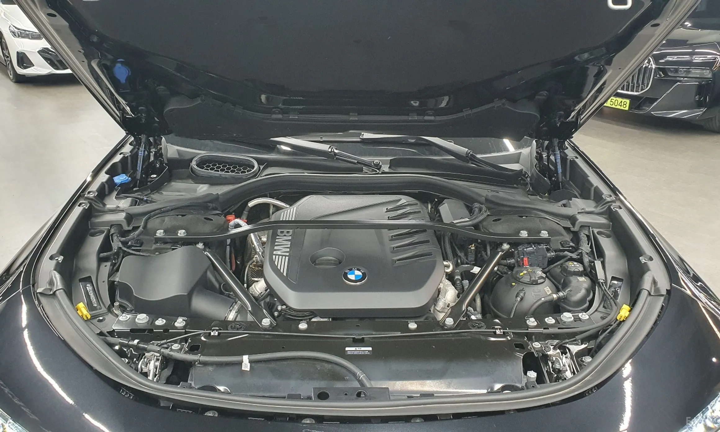 BMW 7 Series (G70) превью 6