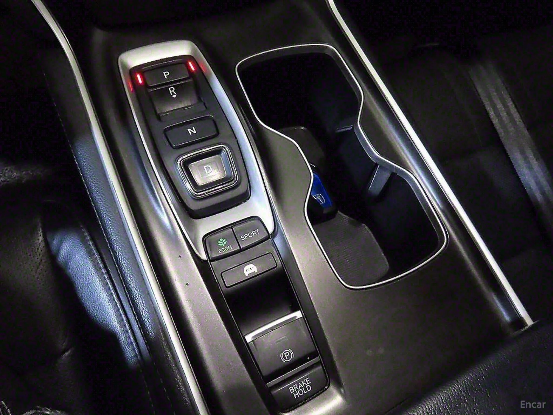 Honda Accord 10th Generation превью 12