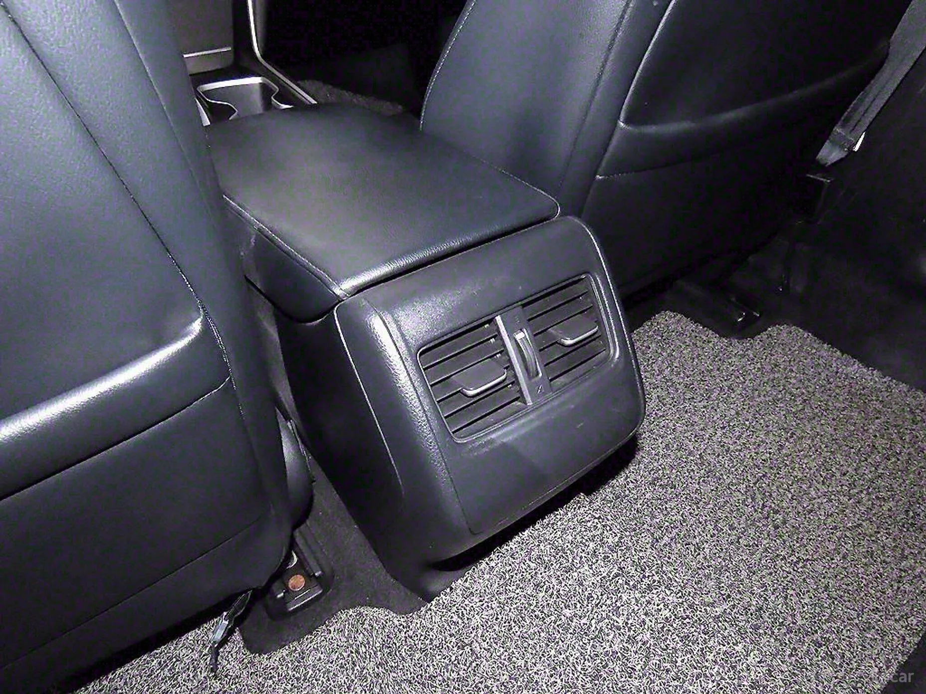 Honda Accord 10th Generation превью 16