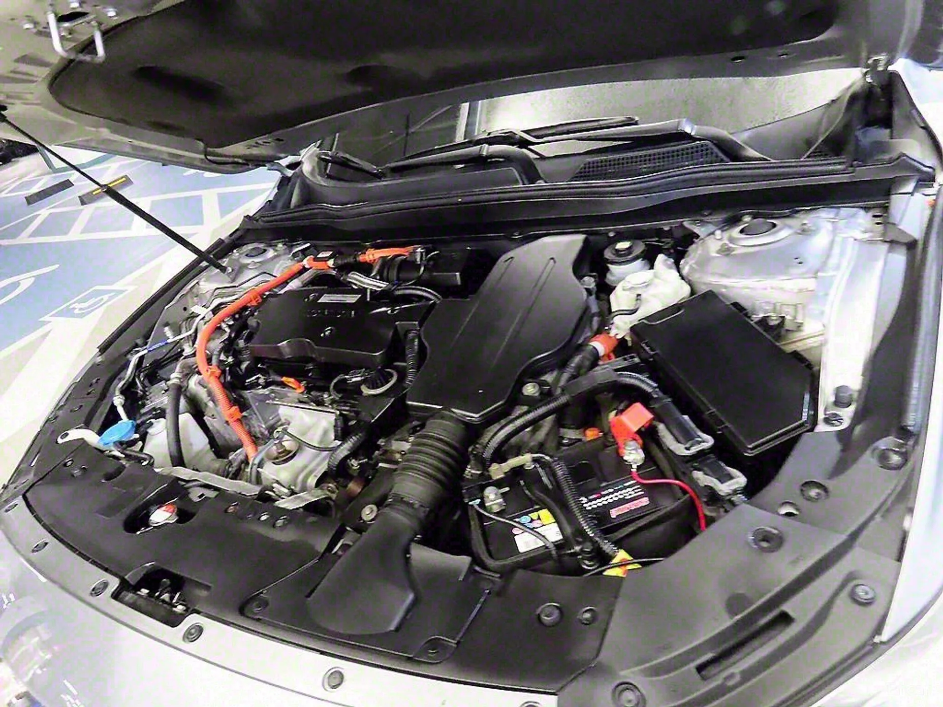 Honda Accord 10th Generation превью 19
