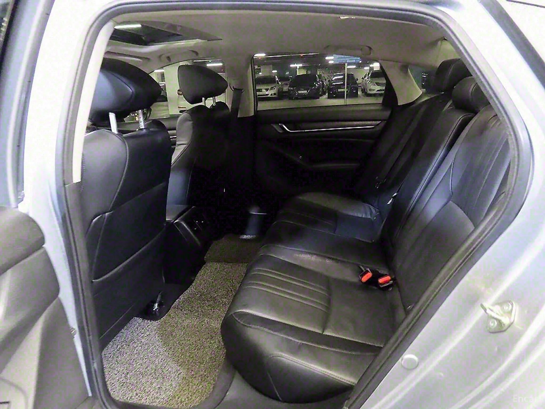 Honda Accord 10th Generation превью 7
