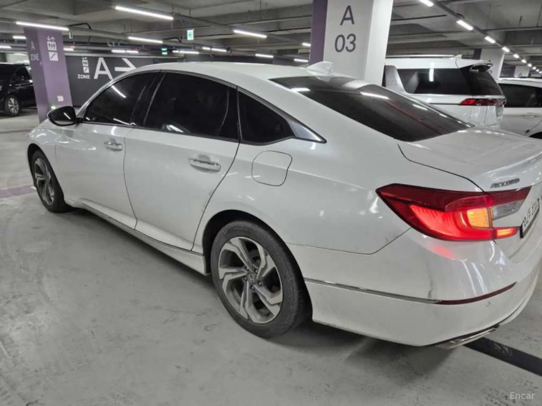 Honda Accord 10th Generation превью 3