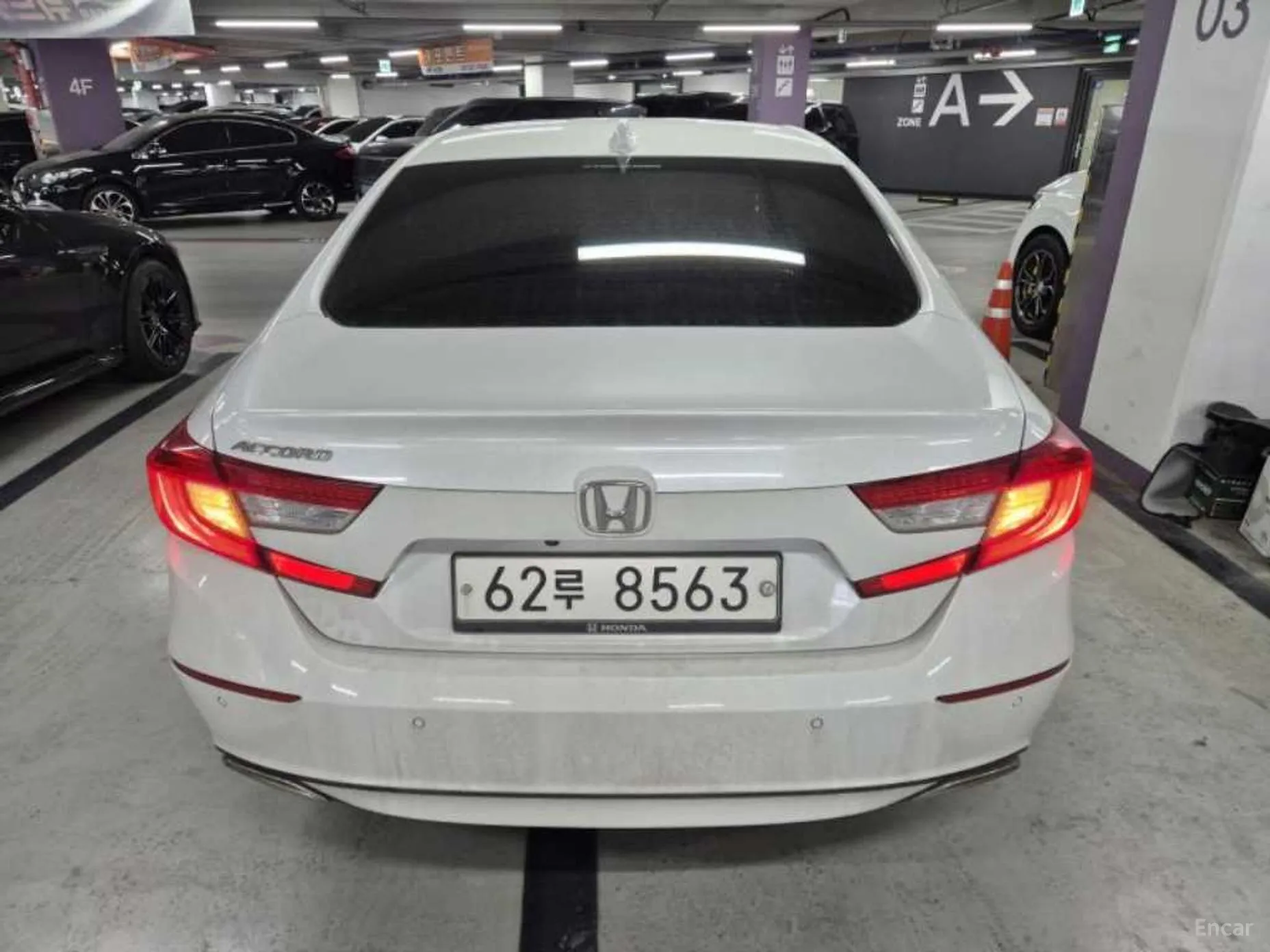Honda Accord 10th Generation превью 5
