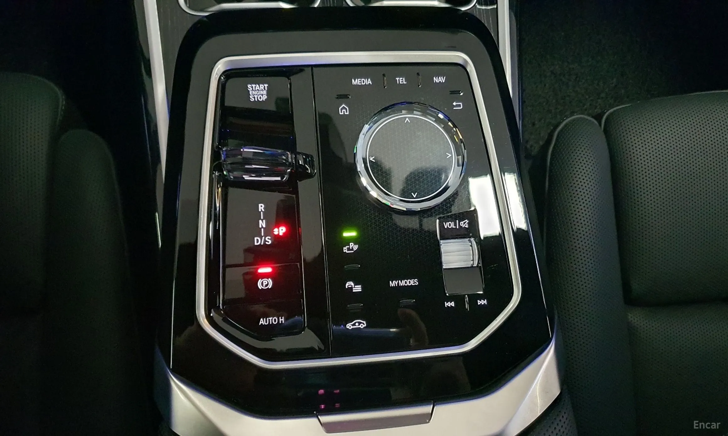 BMW 7 Series (G70) превью 9