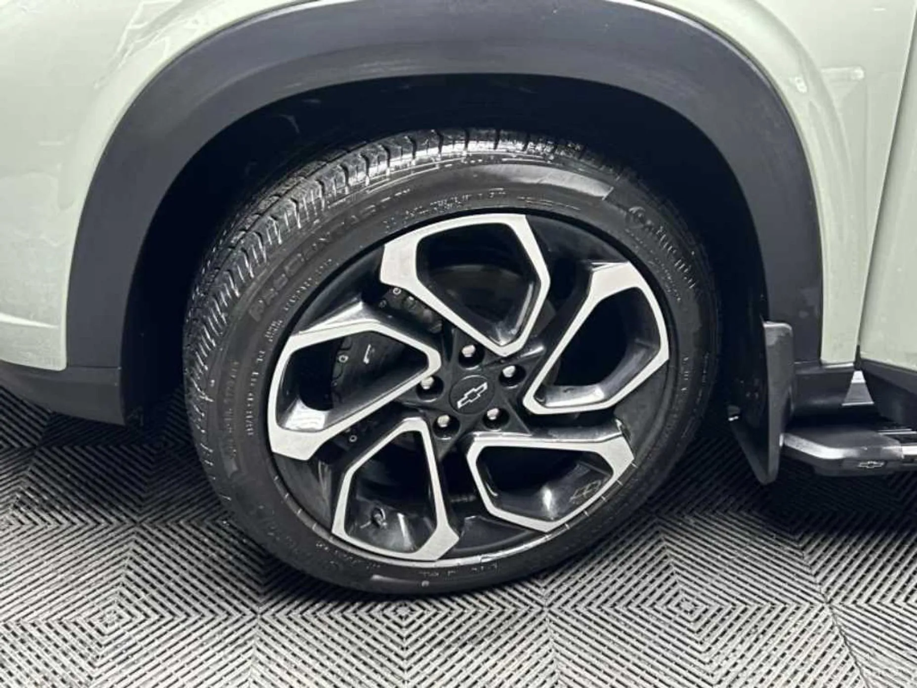 Chevrolet (GM Daewoo) Trax Crossover превью 16