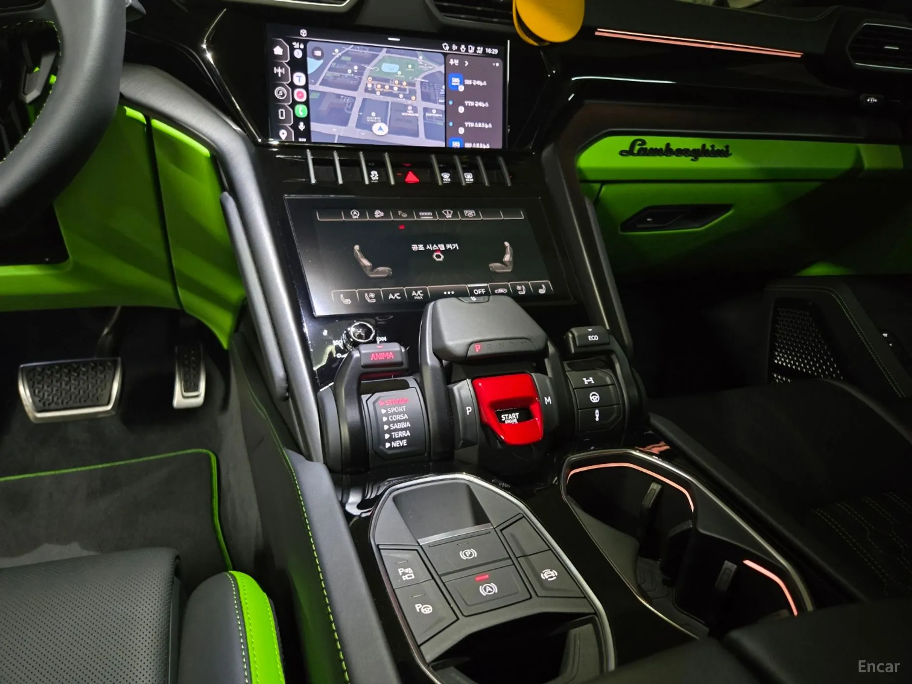 Lamborghini Urus превью 13