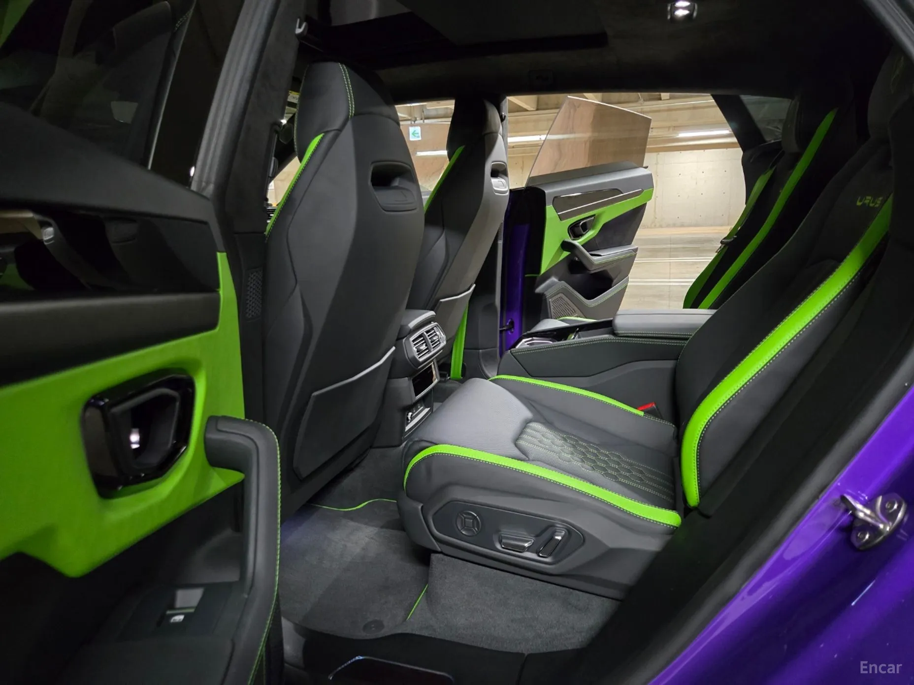 Lamborghini Urus превью 16