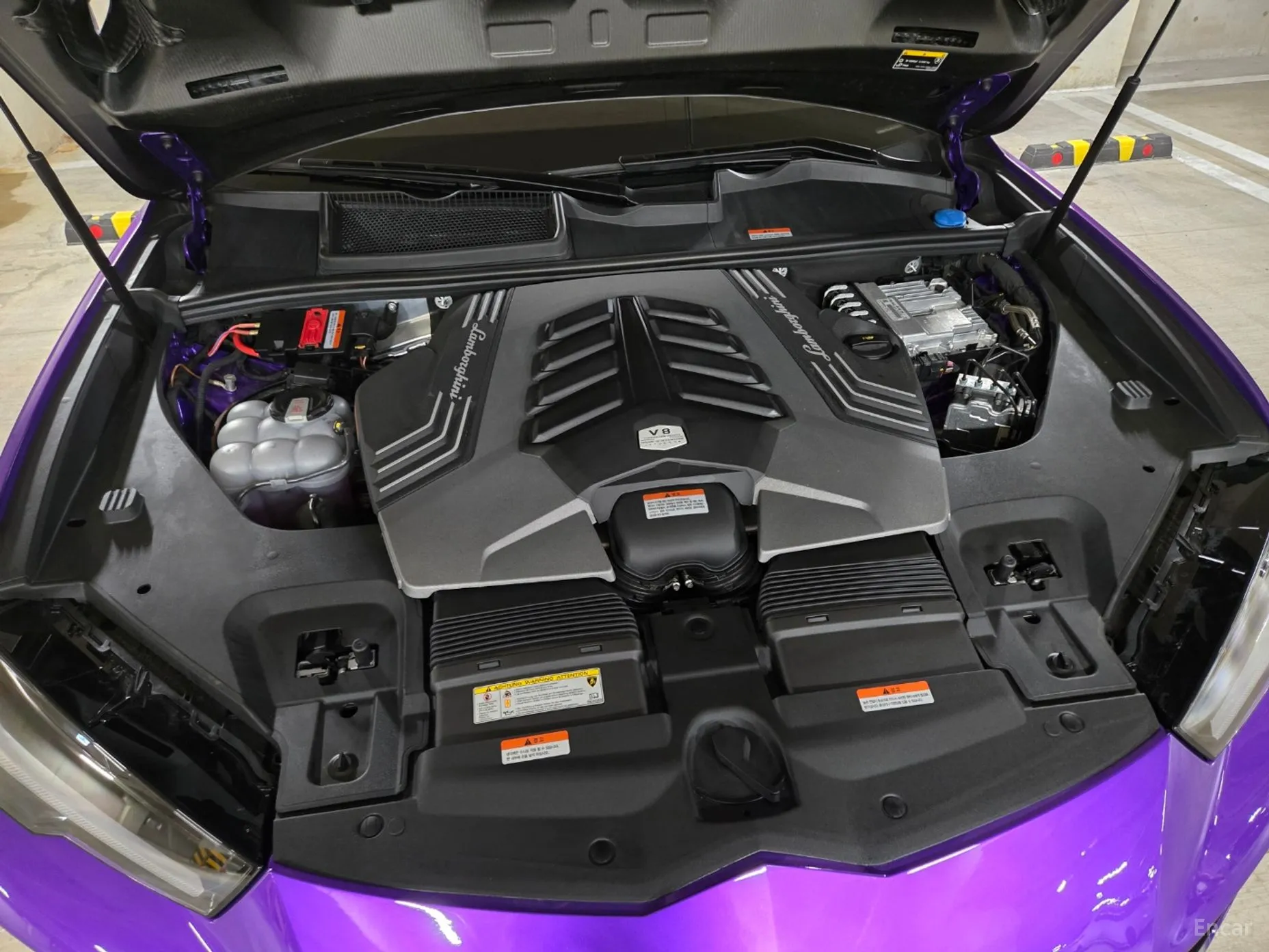 Lamborghini Urus превью 9