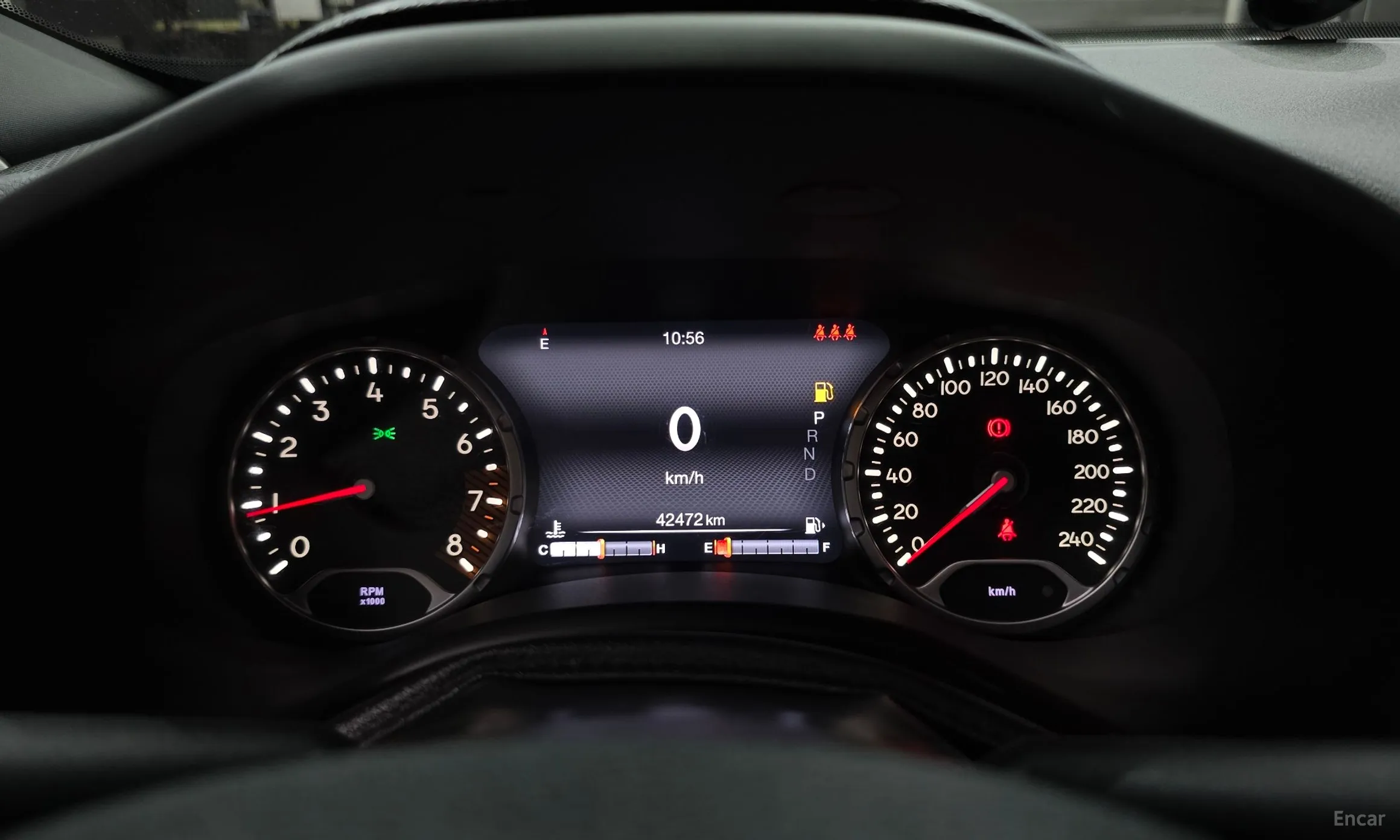 Jeep Renegade превью 8