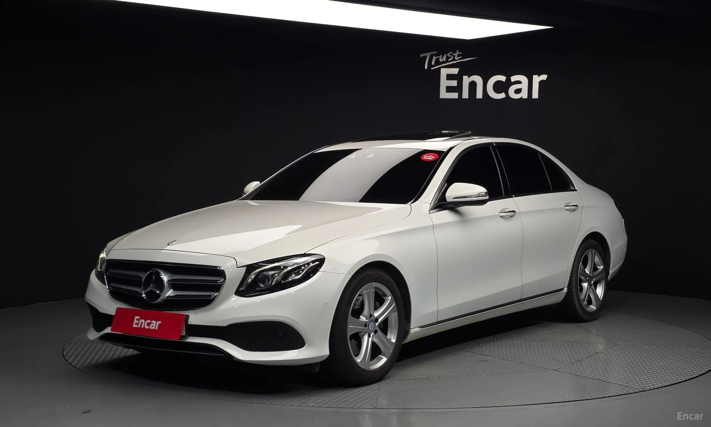 Mercedes Benz E-Class W213