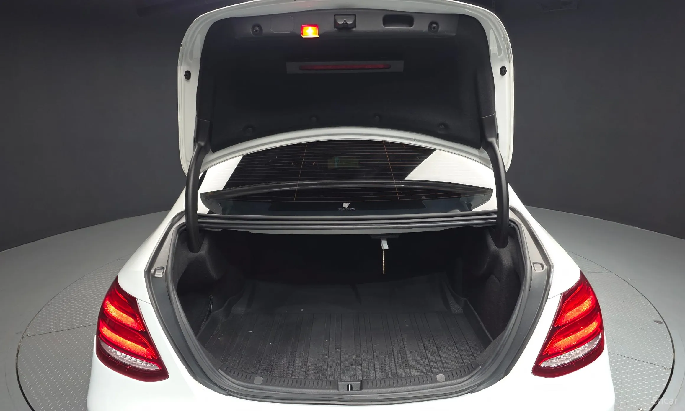 Mercedes Benz E-Class W213 превью 20