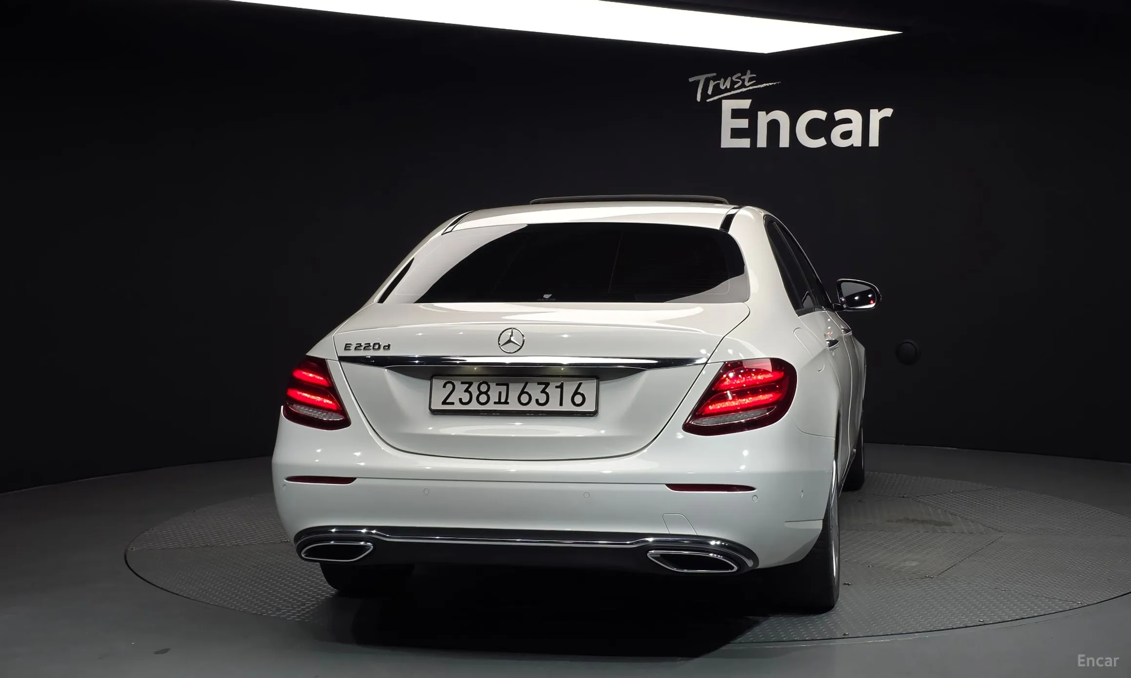 Mercedes Benz E-Class W213 превью 4