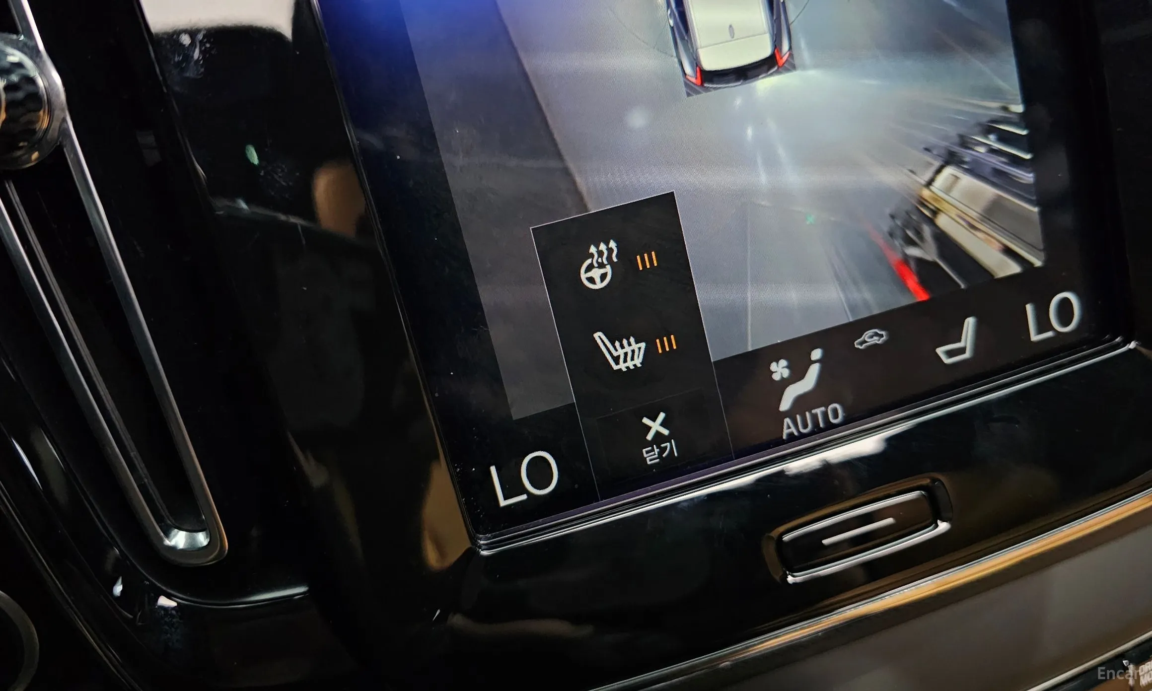 Volvo XC40 превью 19