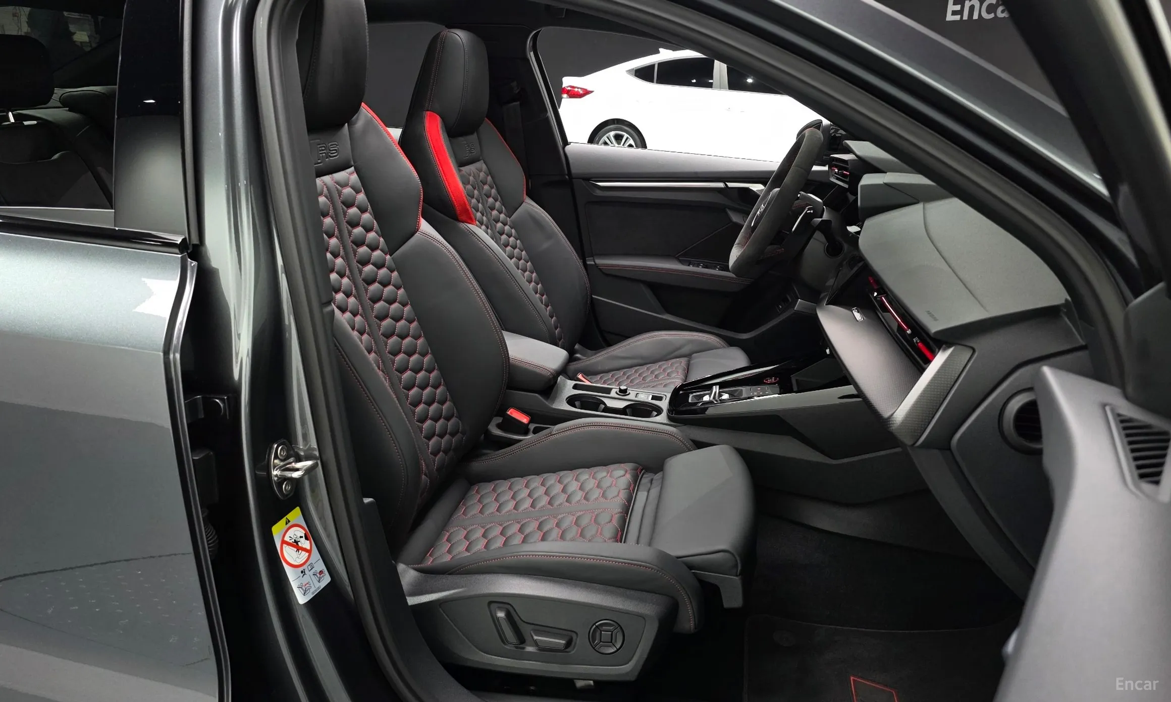 Audi RS3 (8Y) превью 11