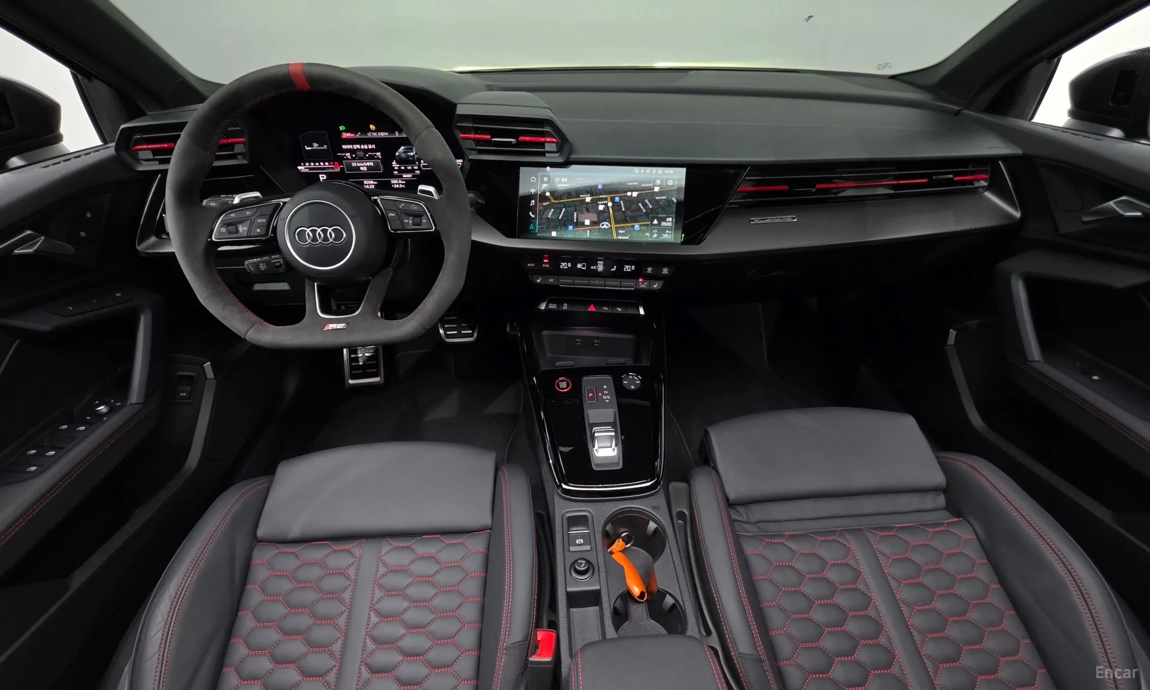 Audi RS3 (8Y) превью 7