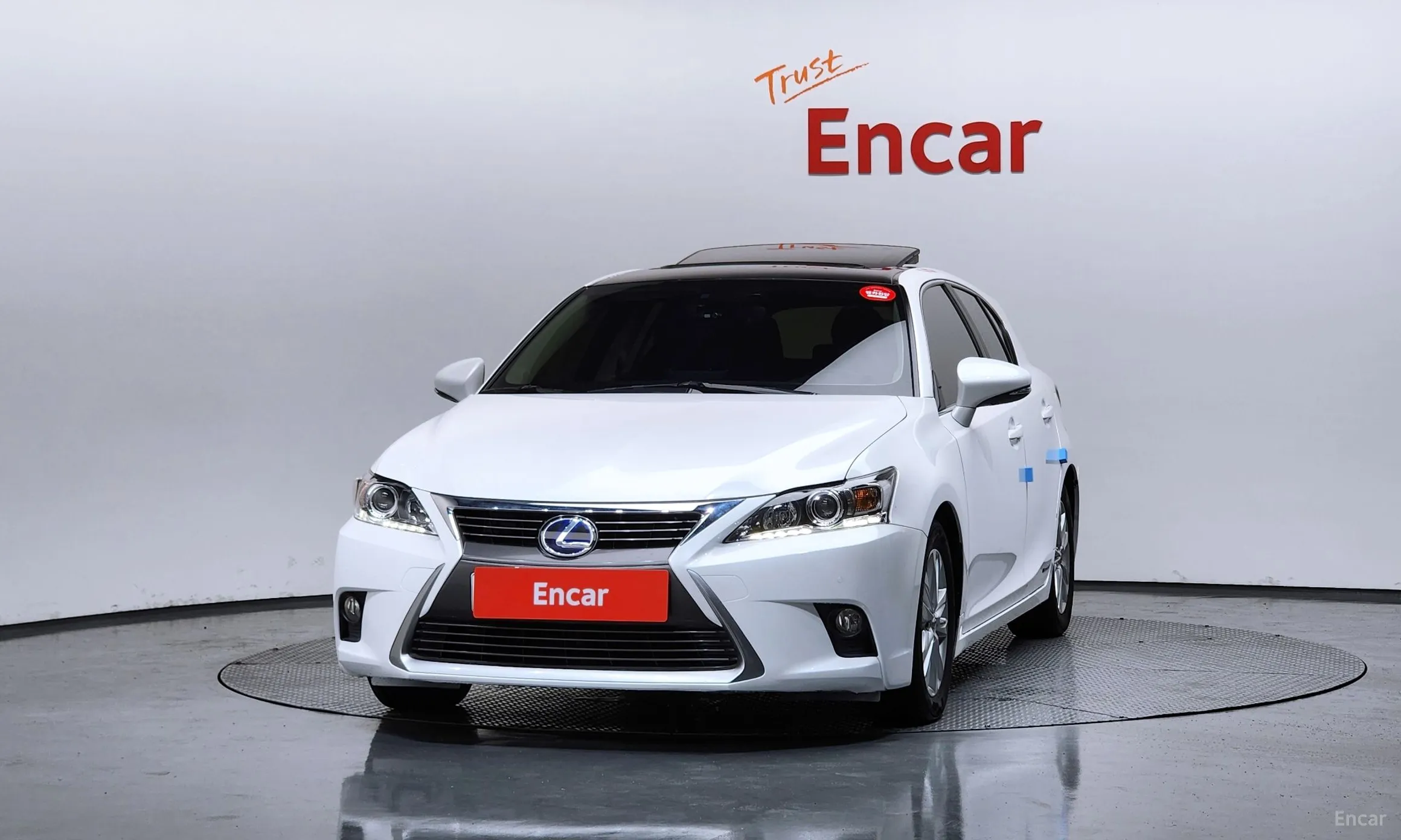 Lexus CT200h превью 3