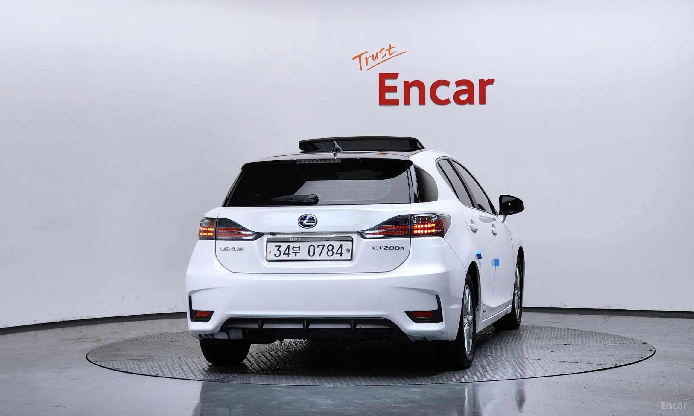 Lexus CT200h превью 4