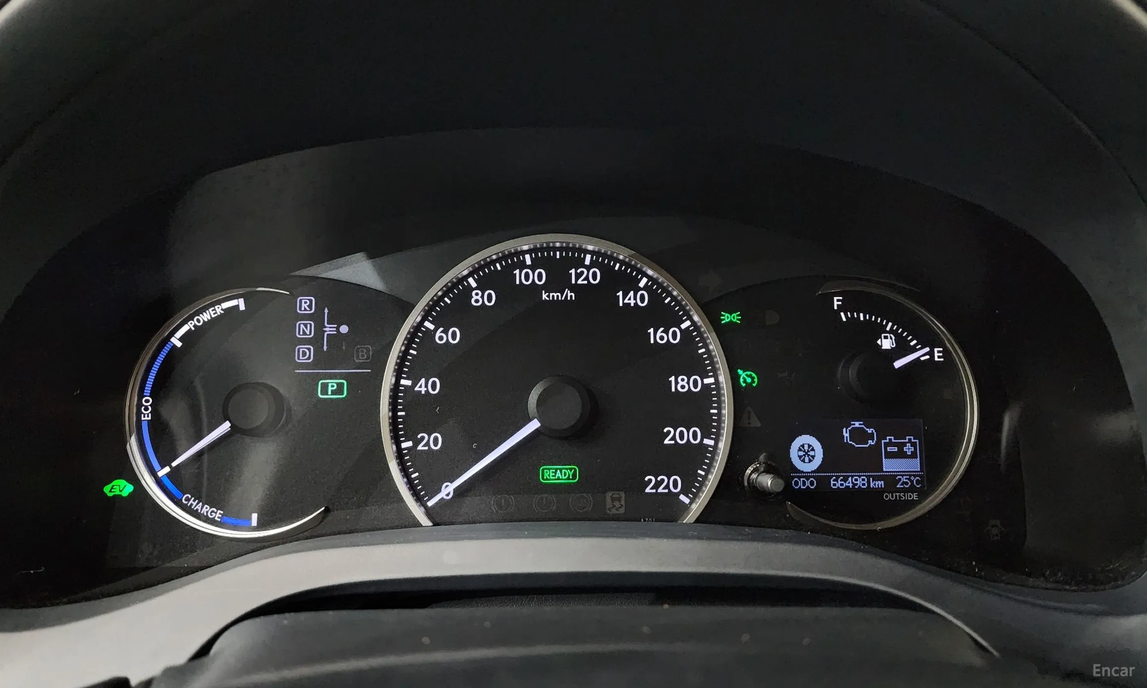 Lexus CT200h превью 8