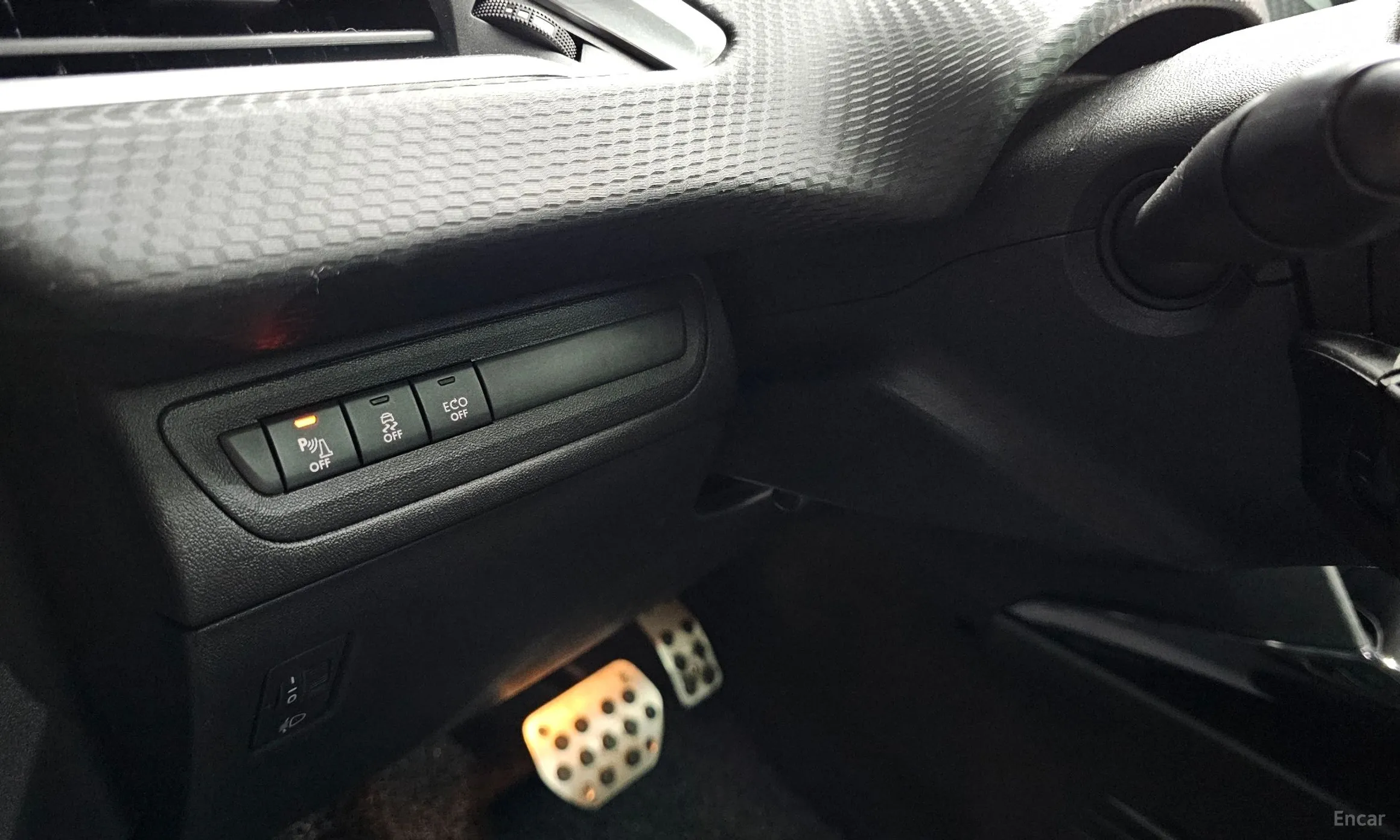 Peugeot 2008. превью 14