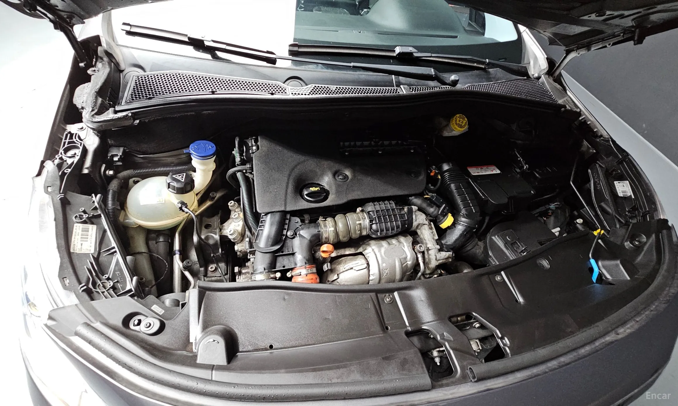 Peugeot 2008. превью 6