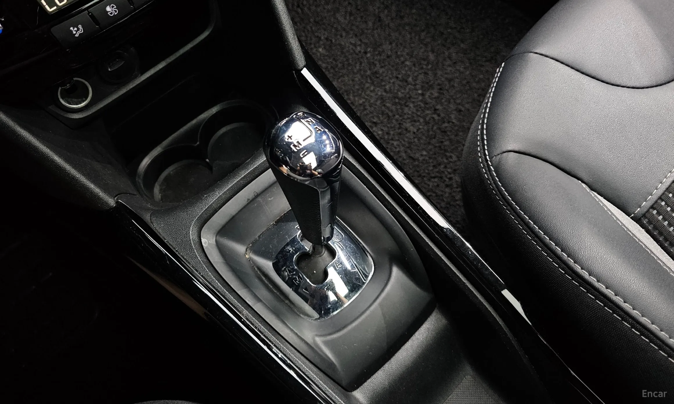 Peugeot 2008. превью 9