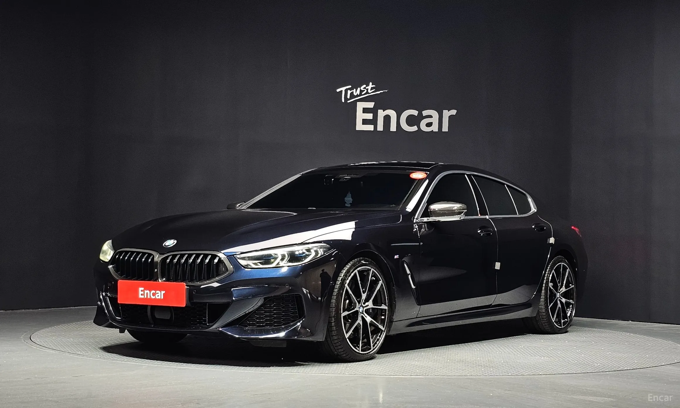 BMW 8-series (G15)