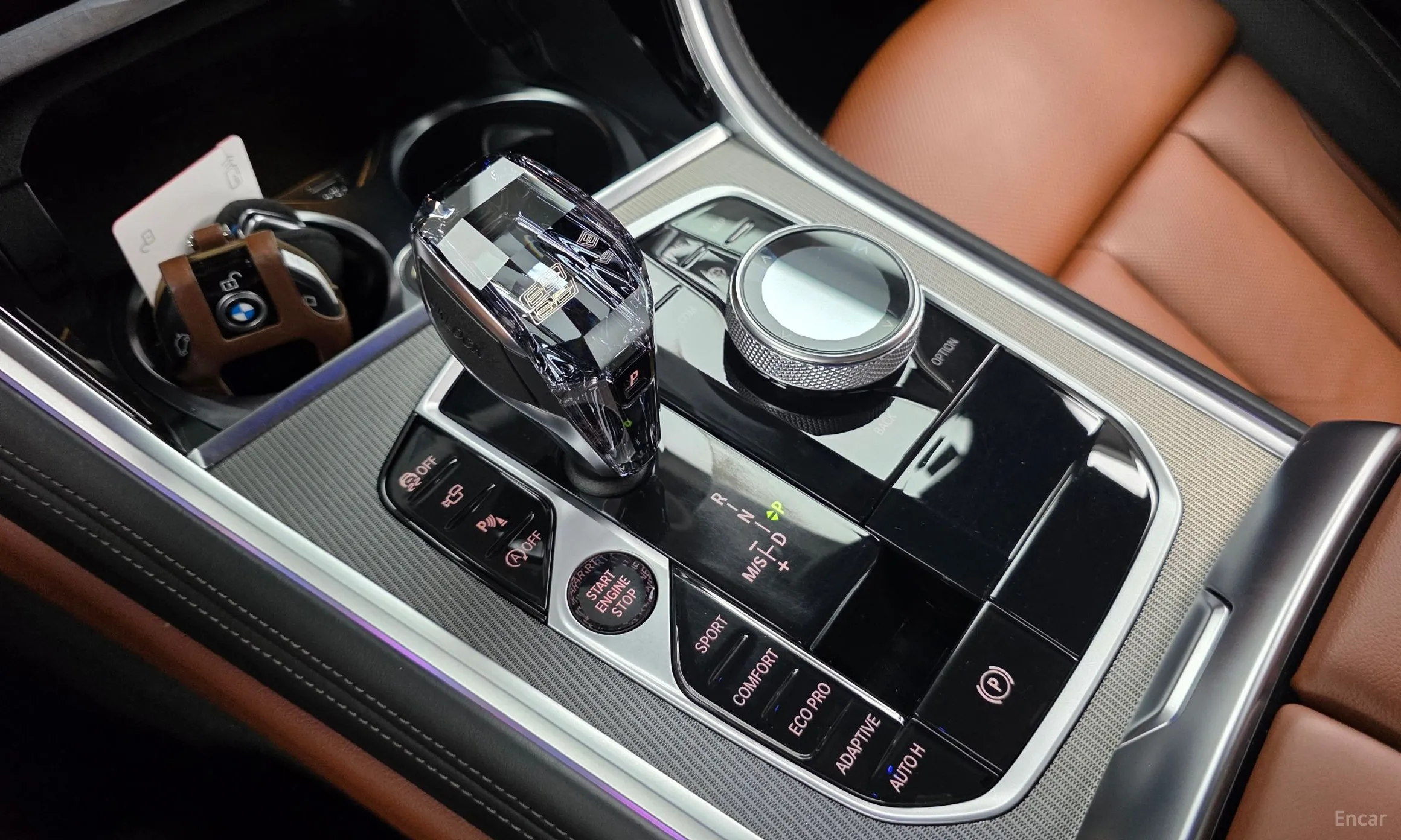 BMW 8-series (G15) превью 9