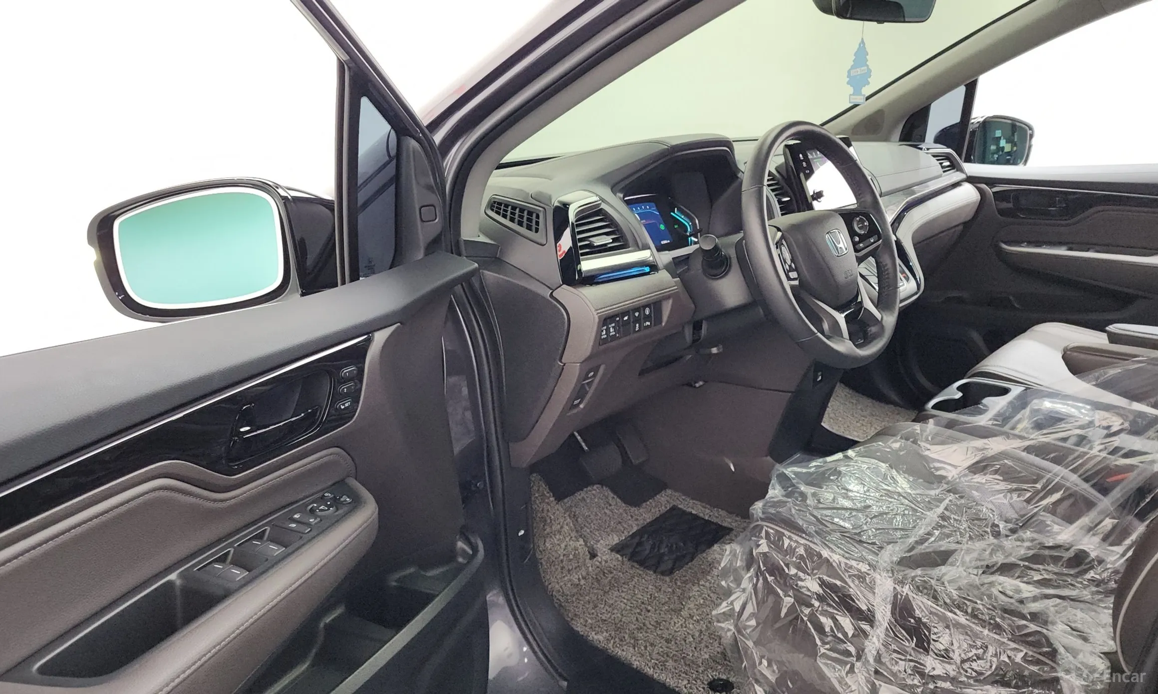 Honda Odyssey превью 10