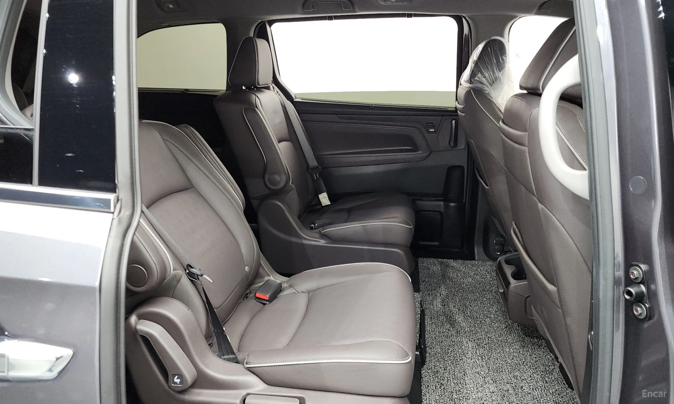 Honda Odyssey превью 11