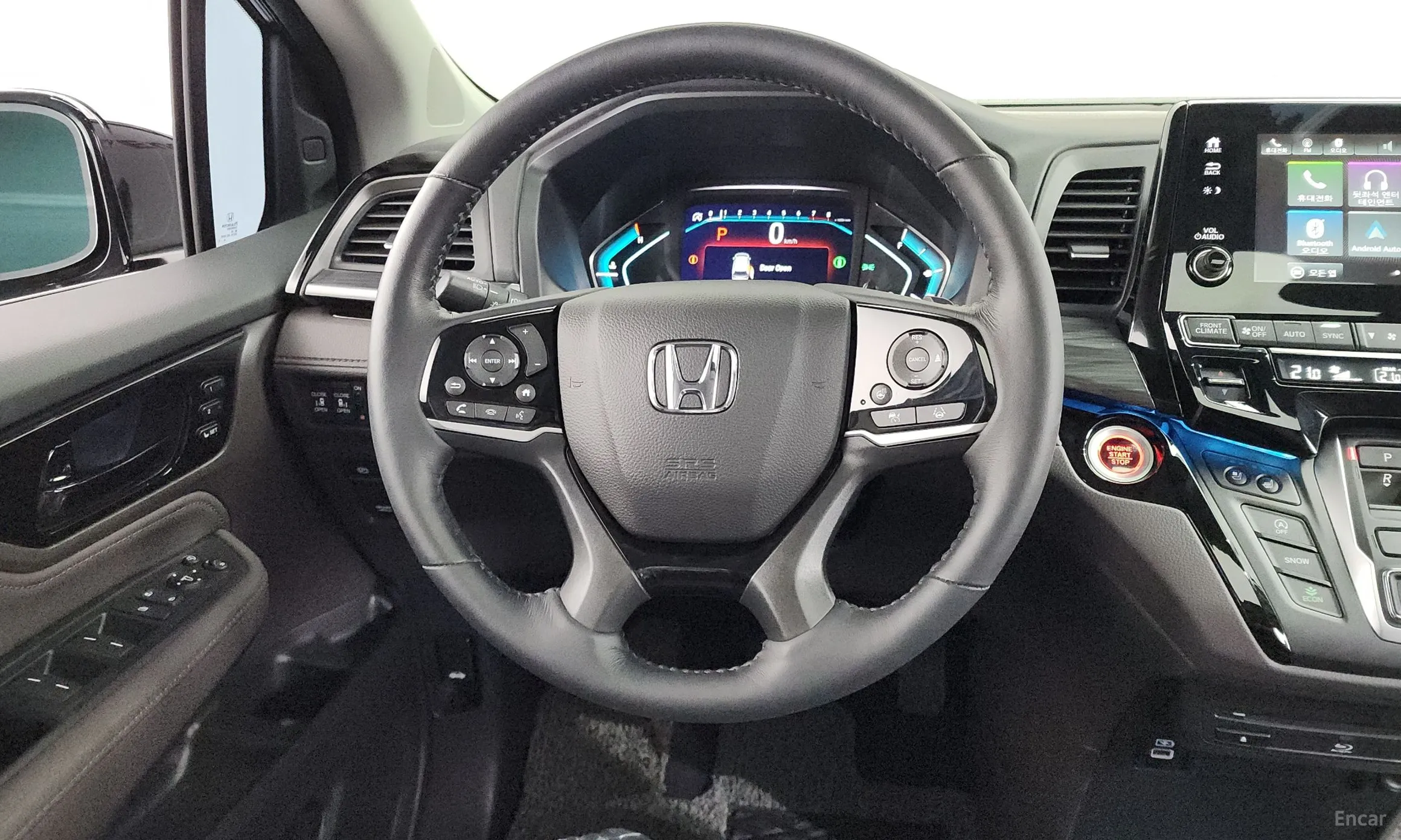 Honda Odyssey превью 13