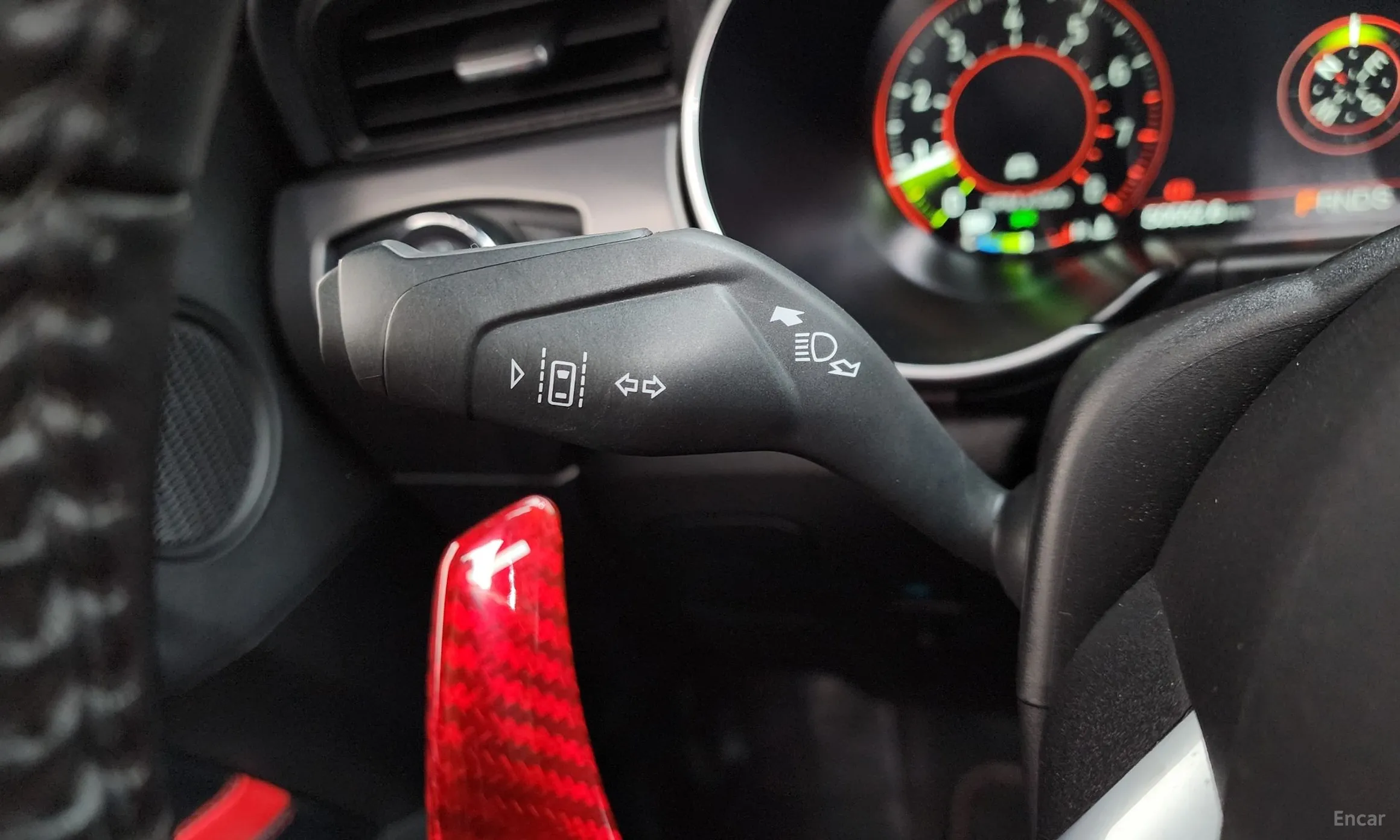 Ford Mustang превью 17