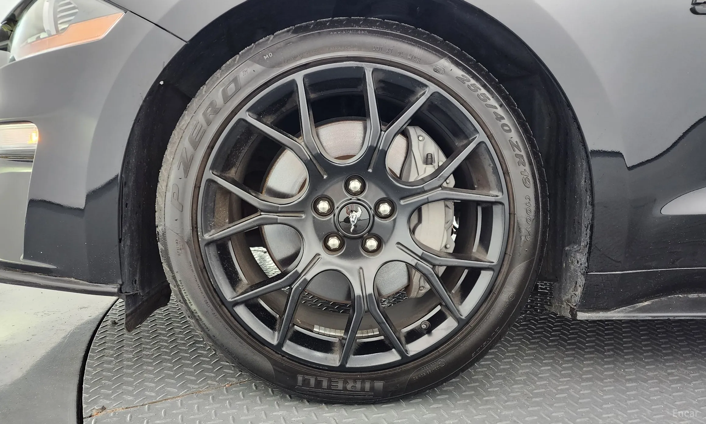 Ford Mustang превью 5