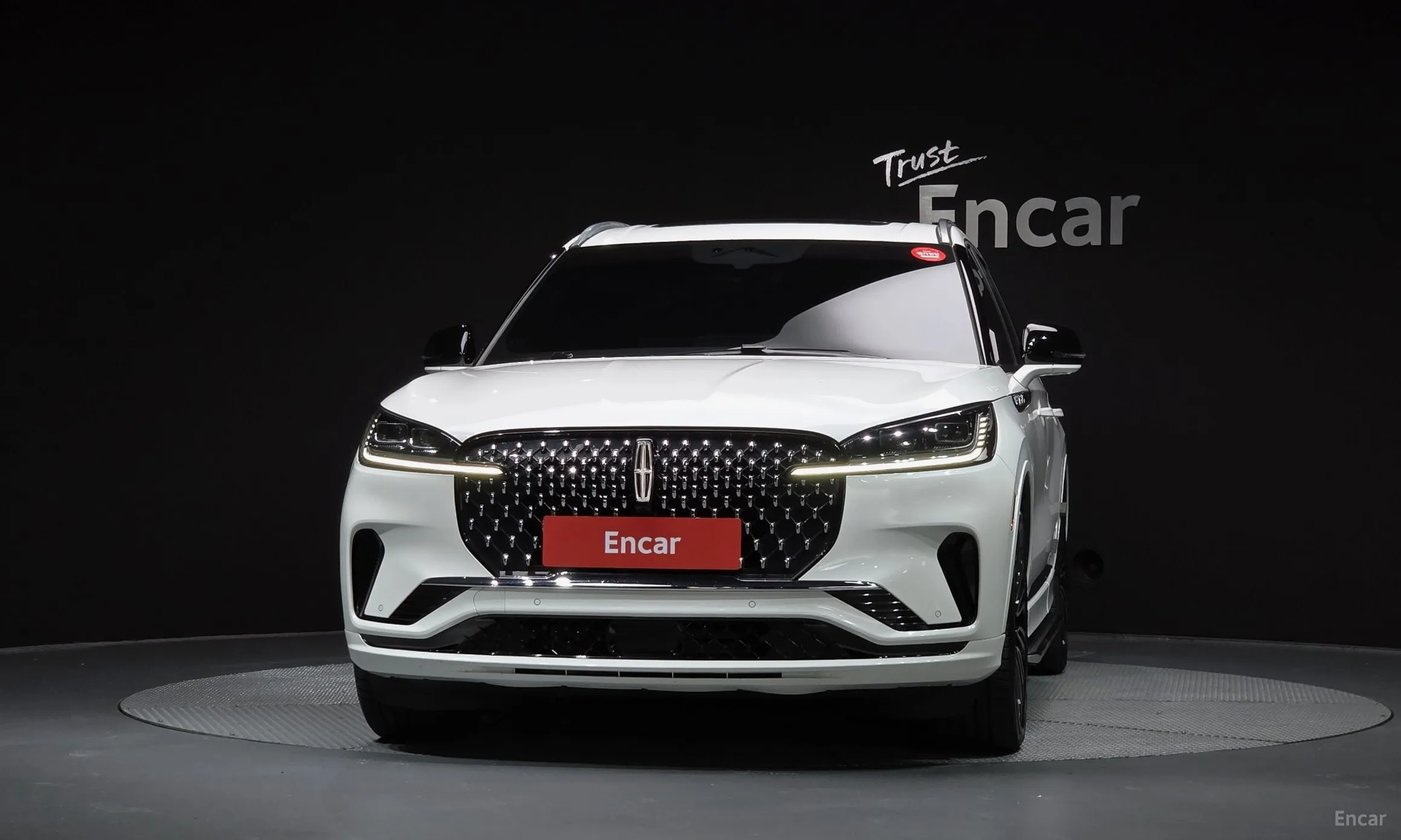 Lincoln Aviator 2nd Generation превью 3