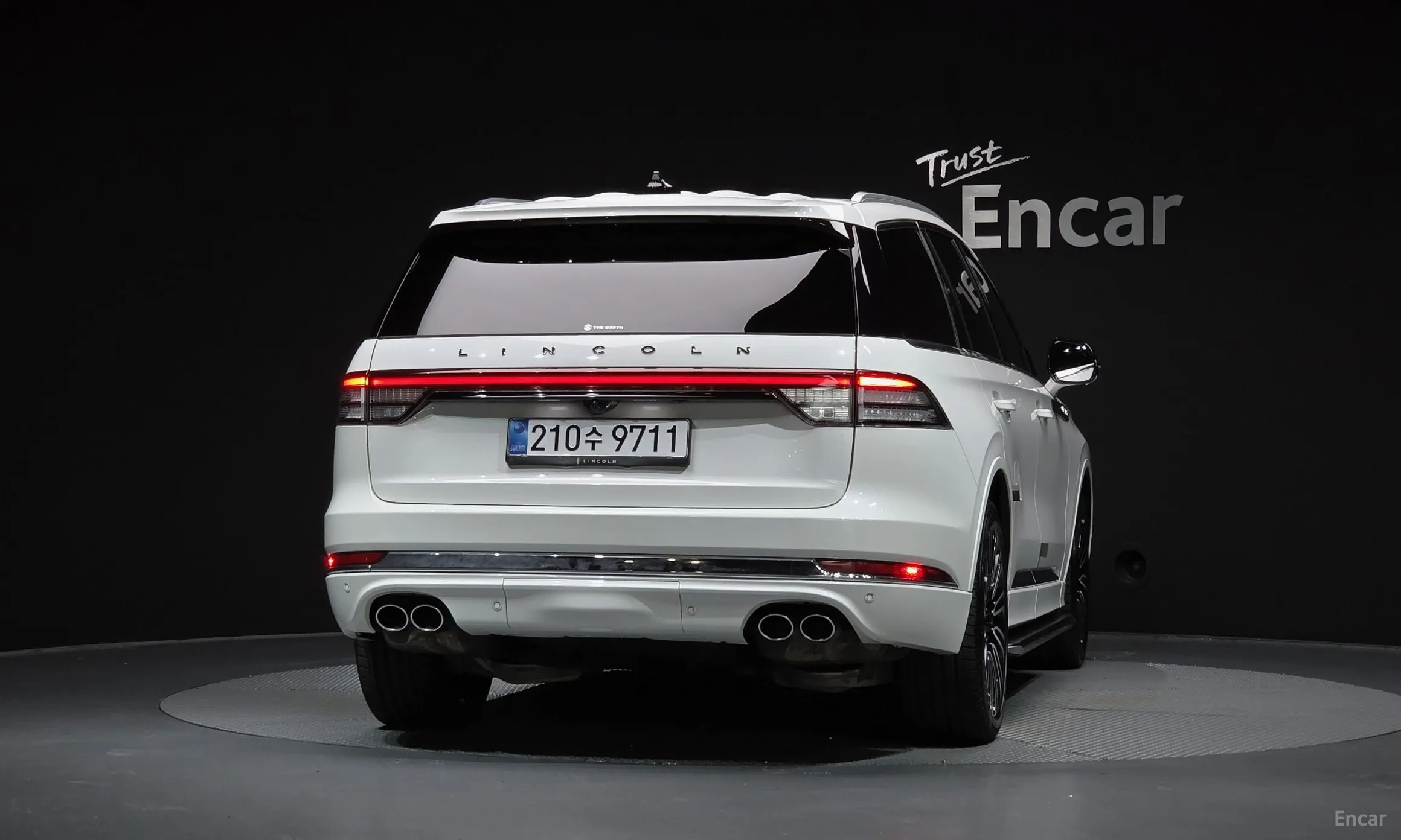 Lincoln Aviator 2nd Generation превью 4