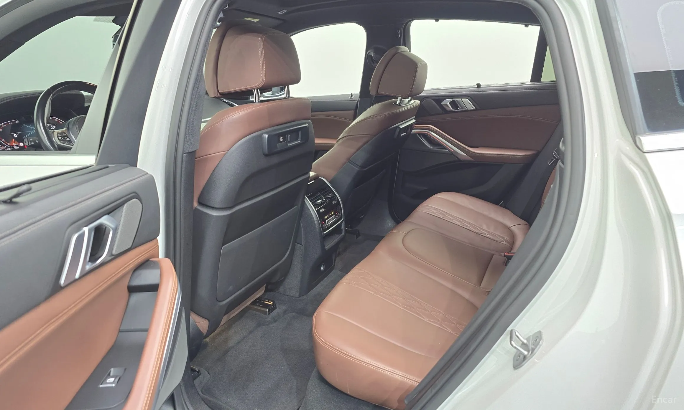 BMW X6 (G06) превью 19
