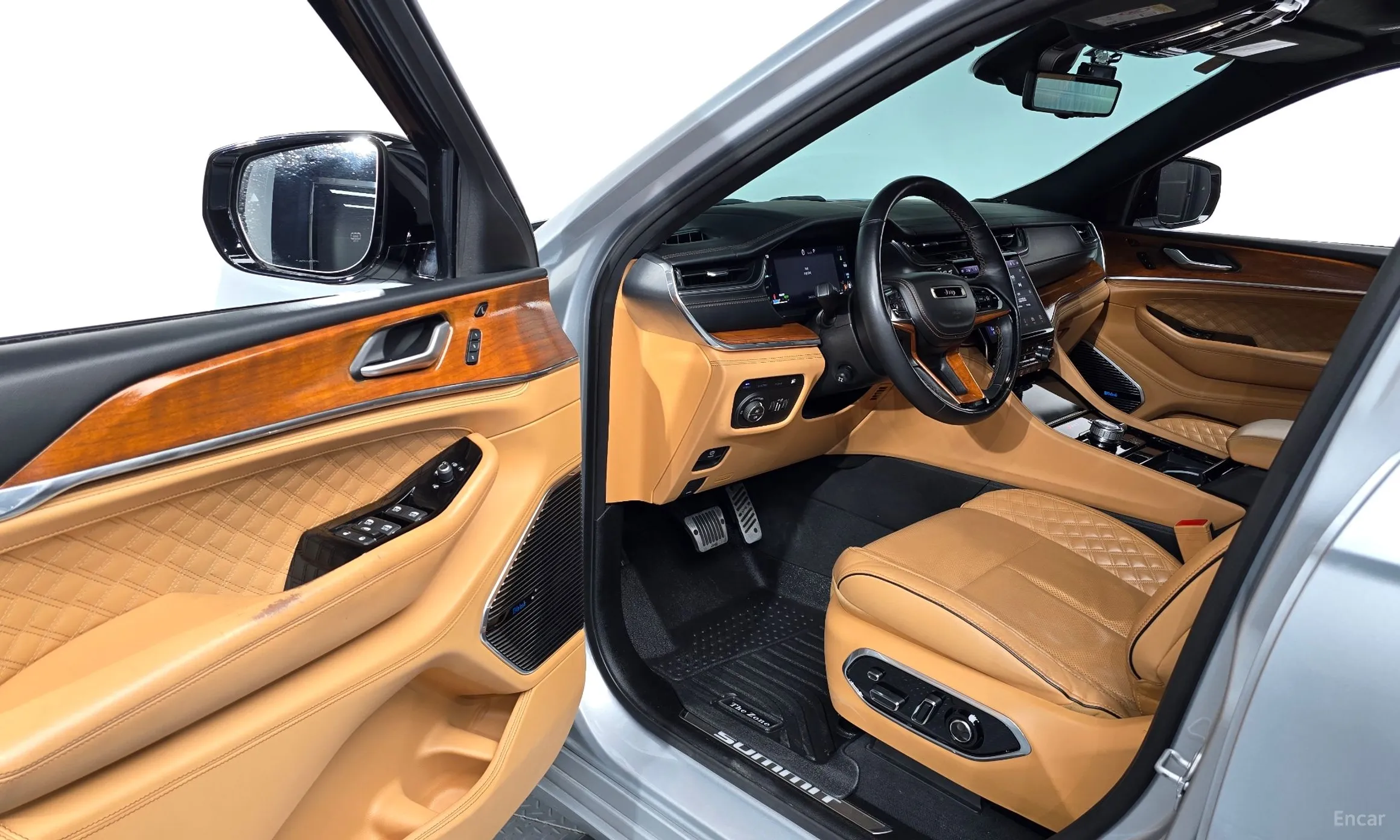 Jeep Grand Cherokee (WL) превью 10