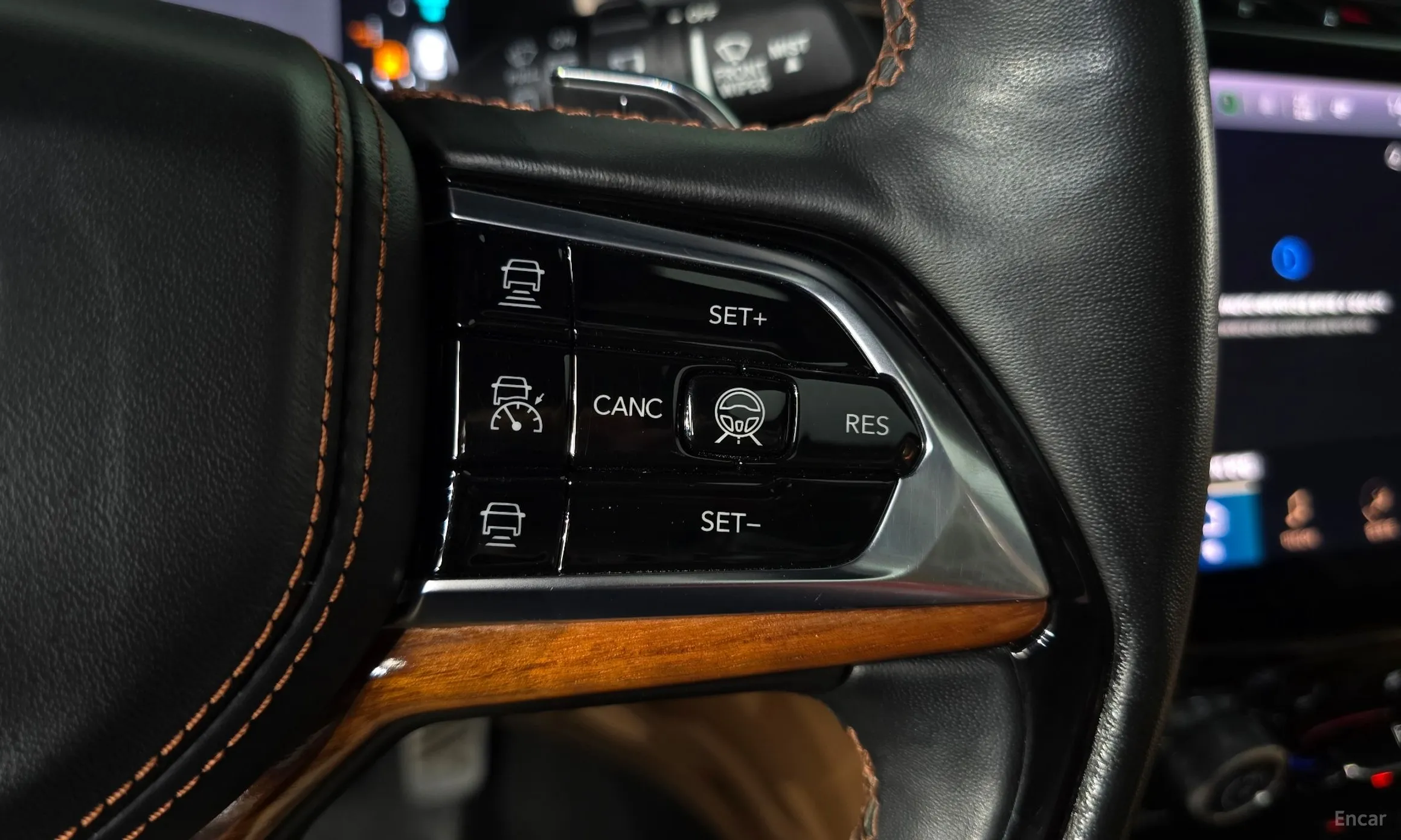 Jeep Grand Cherokee (WL) превью 15